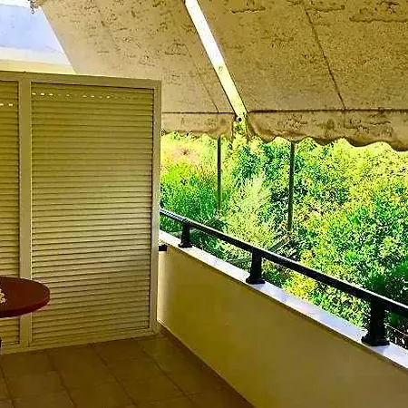 Alexiou Blue Apartment Rethymno (Crete)